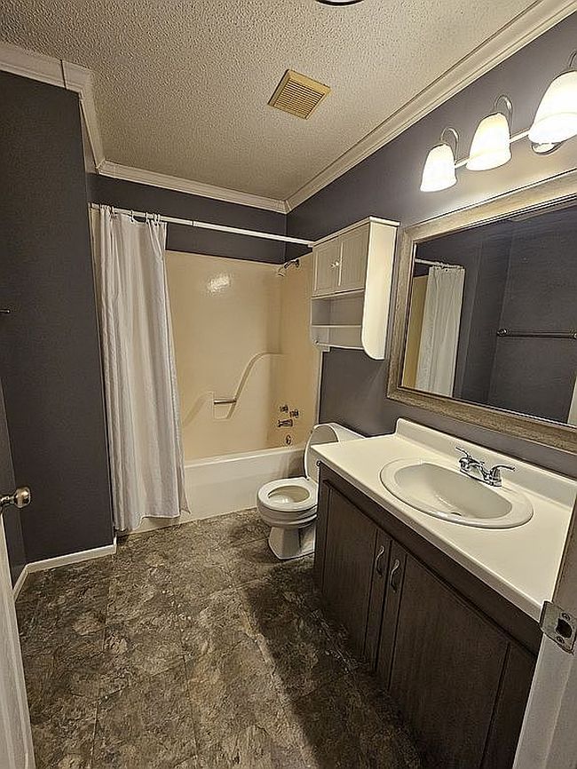Photo of 101 Ansel Fowler Dr, Starr, SC