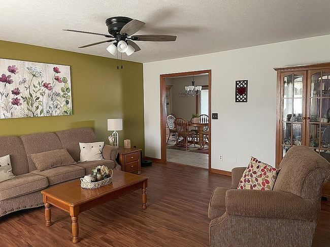 Additional photo 2 of property located at 2709 Talon Ct