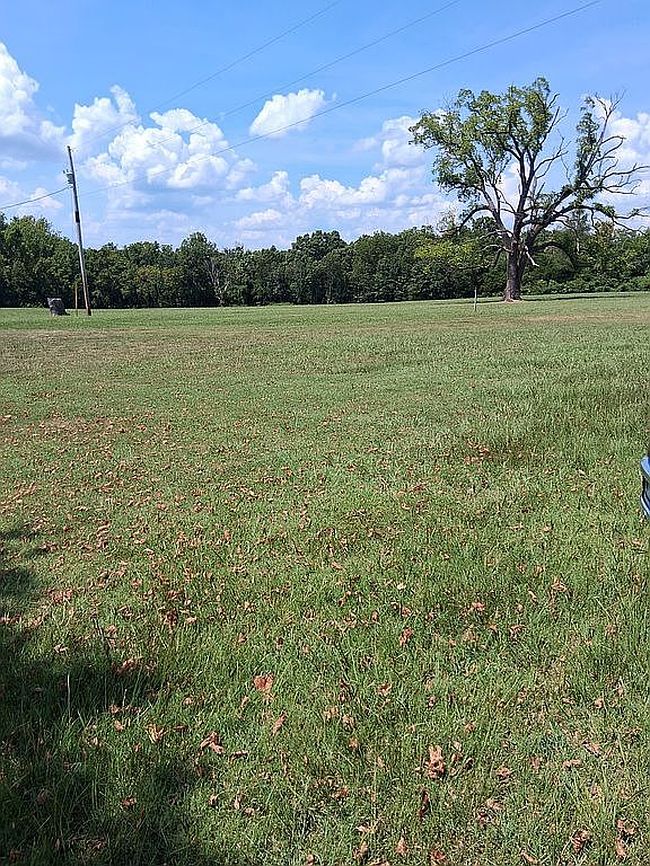 Photo of 28095 Walnut St, Seligman, MO