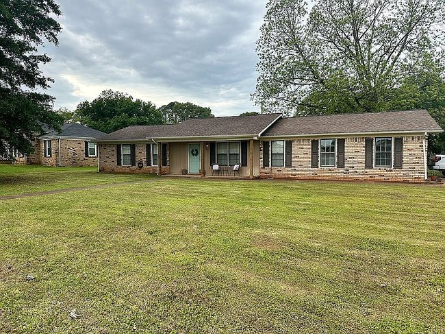 Preview of property located at 1907 Jackson Ave