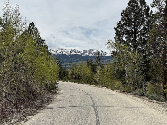 Photo of 277 Rainbow Dr, Twin Lakes, CO