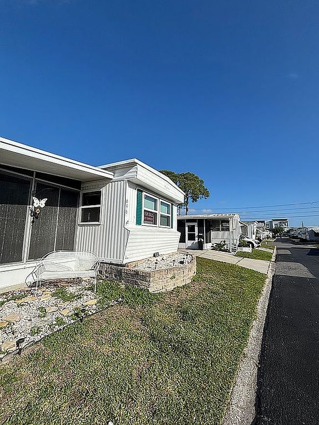 Image of 370 53rd Ave N #696