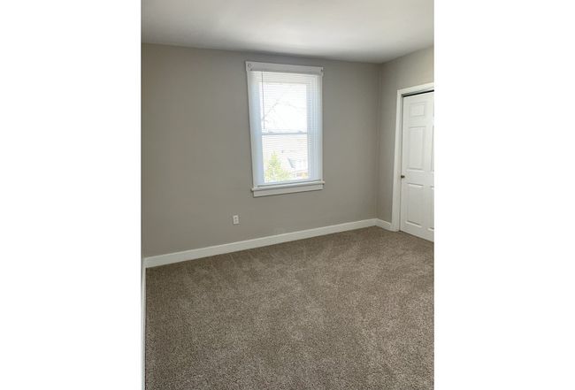 Photo of 846 Neely Heights Ave, Coraopolis, PA