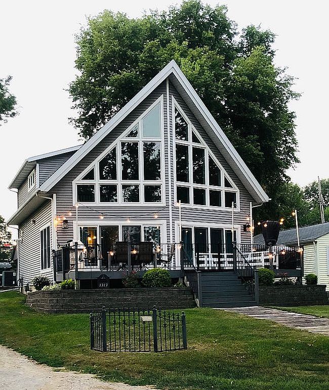 Photo of 1313 Canal Shore Dr Sw