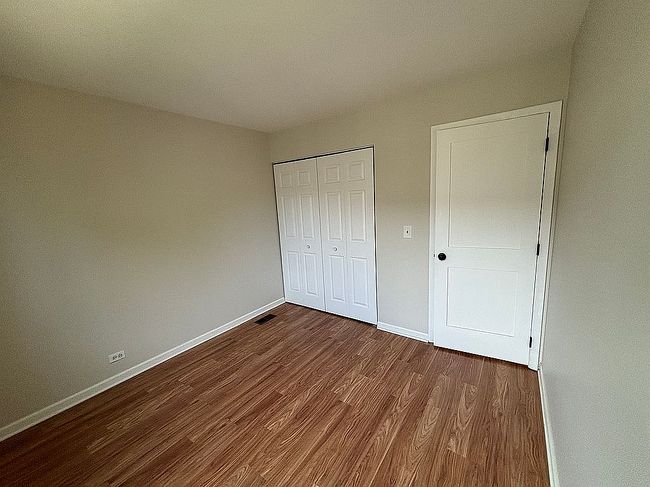 Image of 1595 Cove Dr