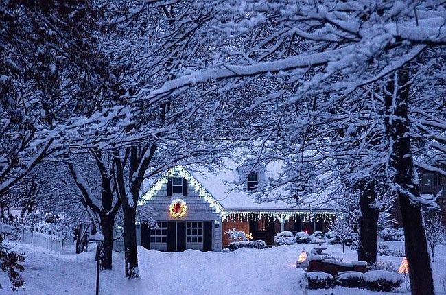 Photo of 17 Sunset Rd, Bloomington, IL