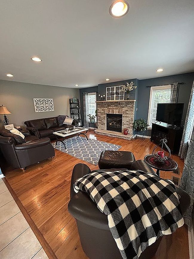 Photo of 200 Windsor Way, Roaring Brook Twp, PA