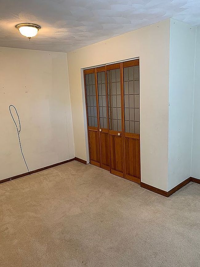 Image of 317 S Spring St