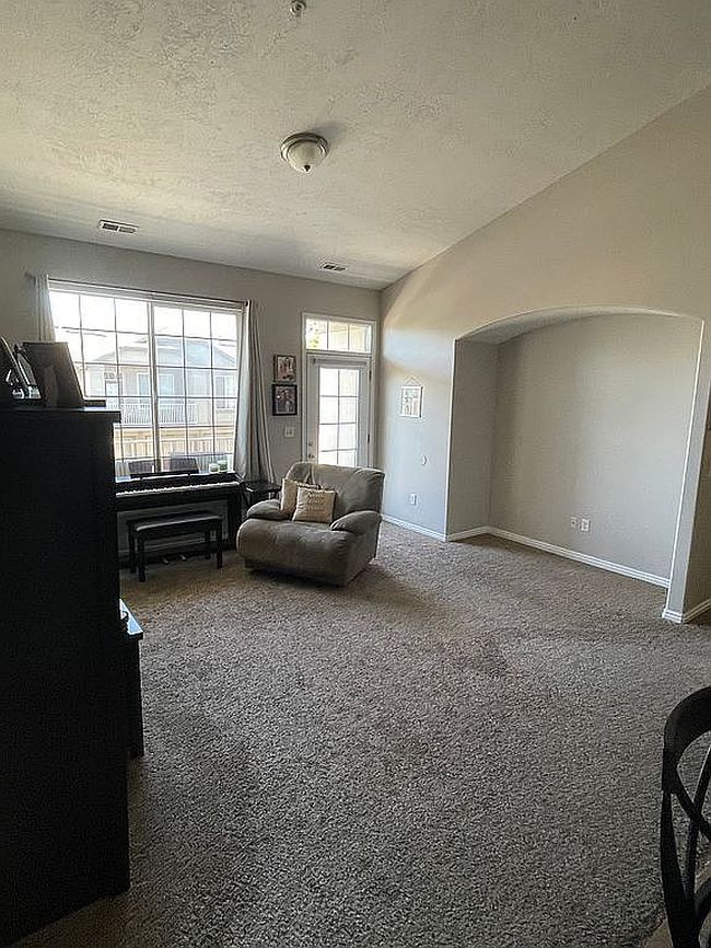 Photo of 6364 Passenger Ln, West Jordan, UT