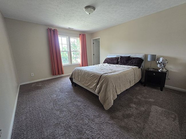 Photo of 11141 Craycroft Ct, Fishers, IN