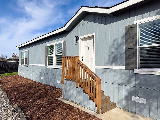 Image of 49 Jacaranda Ct