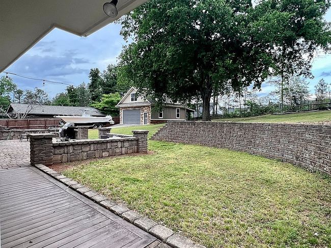 Image of 6 Alpine Dr
