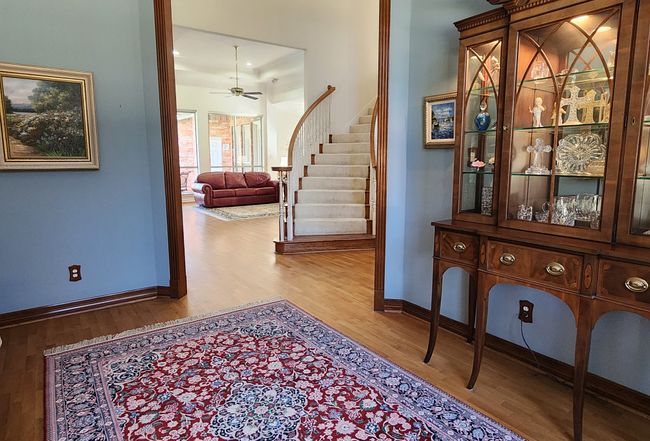 Image of 606 Lake Park Dr