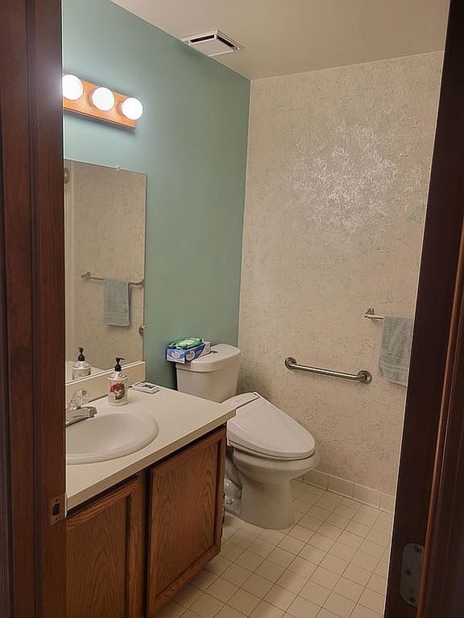 Photo of 15430 Windmill Dr, Macomb, MI