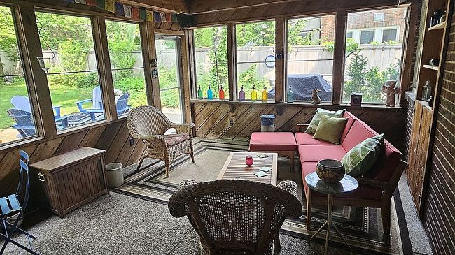 Image of 140 34th St