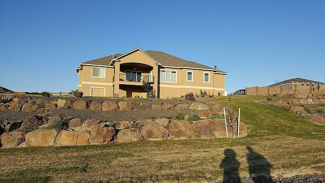Photo of 1605 S 717th Pr Se, Kennewick, WA