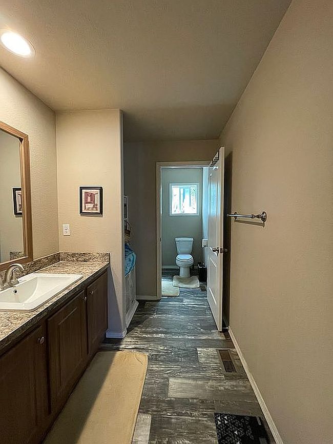 Photo of 10701 Se Highway 212 Pne #C4, Clackamas, OR