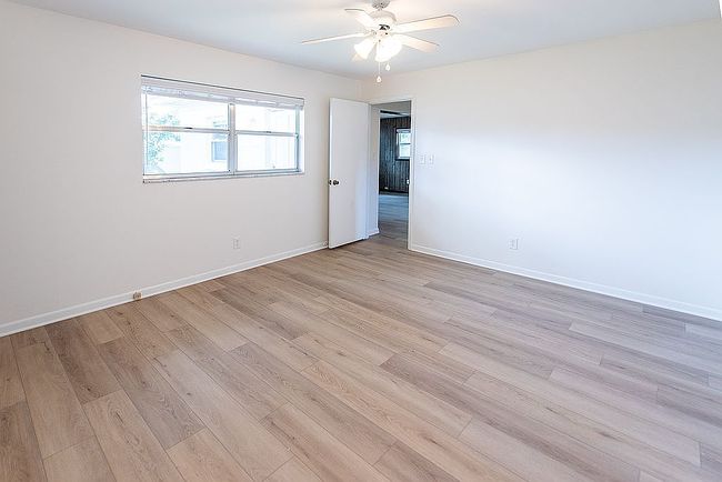 Photo of 6195 34th Ave N, Saint Petersburg, FL