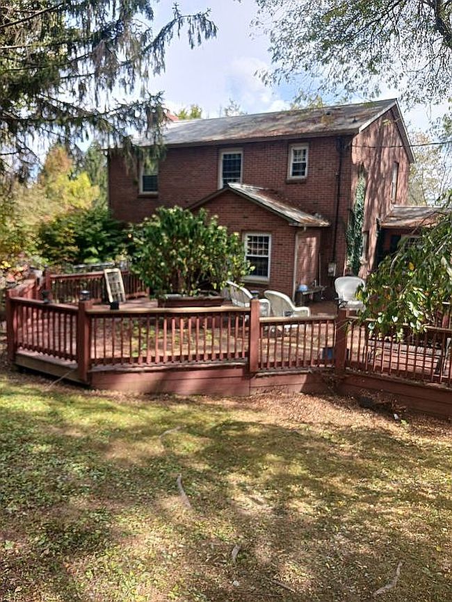 Photo of 918 E Mulberry Hill Rd