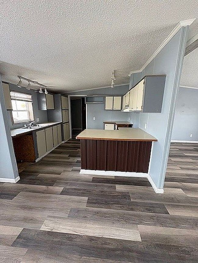 Image of 1819 Dorothy Cir