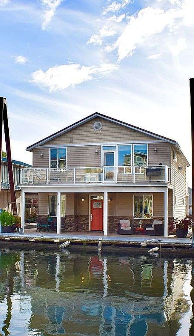 Image of 18525 Ne Marine Dr #E8