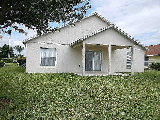 Image of 1517 Lake Villa Dr