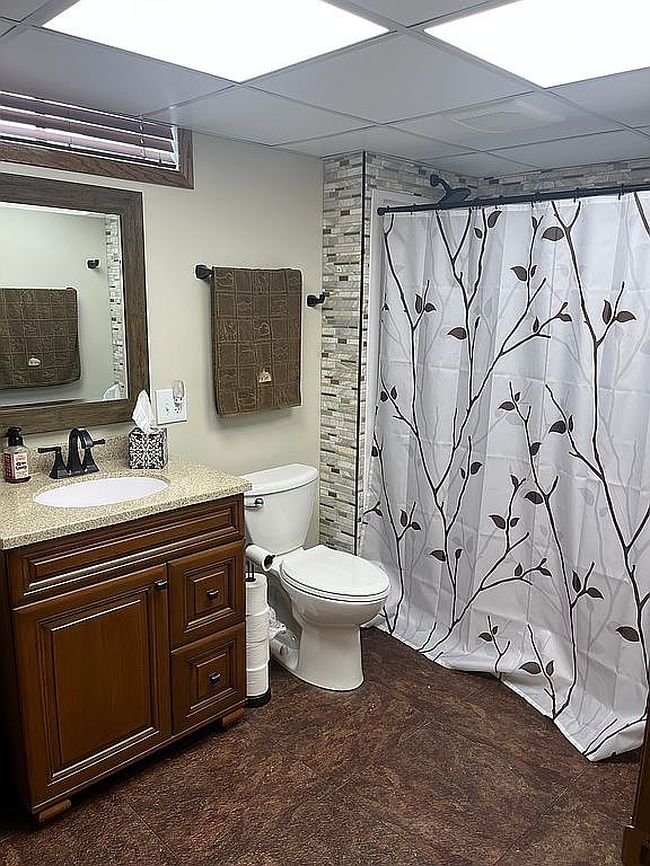 Image of 79 Park View Dr