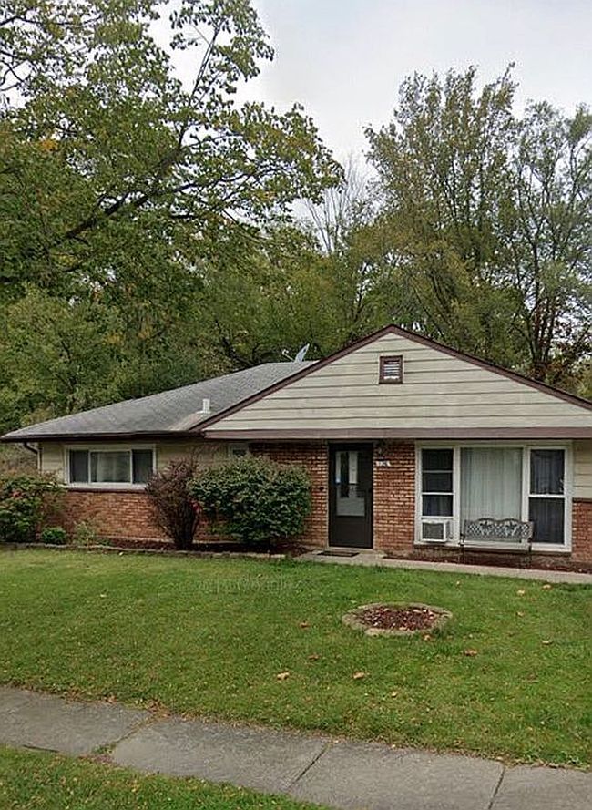 Photo of 126 Shabbona Dr, Park Forest, IL