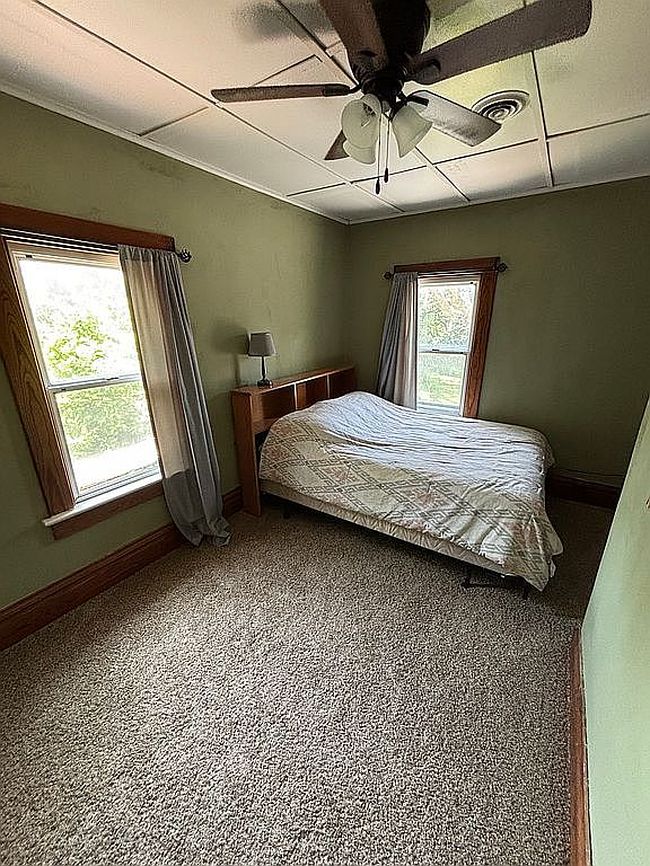 Photo of 2715 Inkpaduta Ave, Webster City, IA