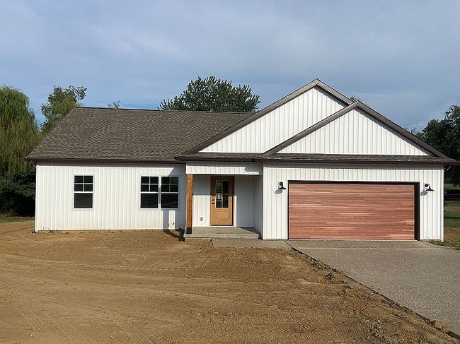 Photo of 4300 Hilldale Dr