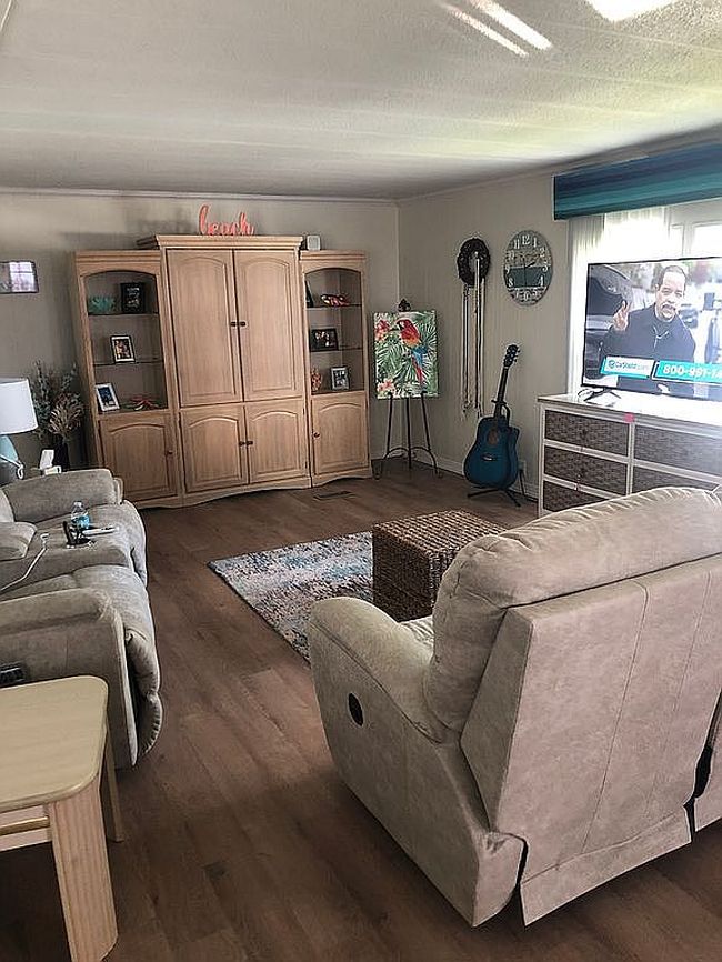Image of 22 Paradise Hill Dr