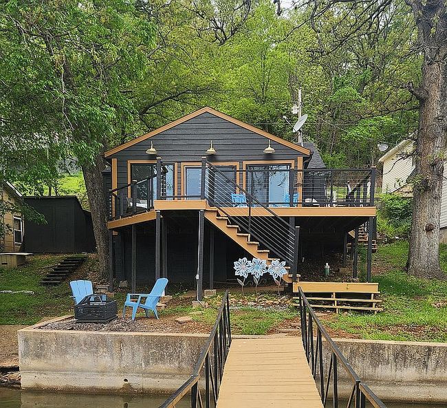 Image of 1699 Lick Creek Rd