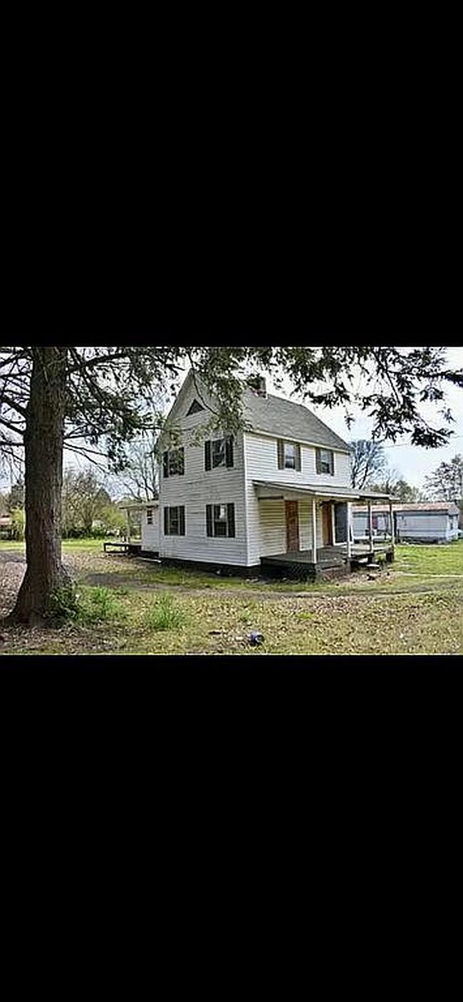 Photo of 612 W Wheeler St