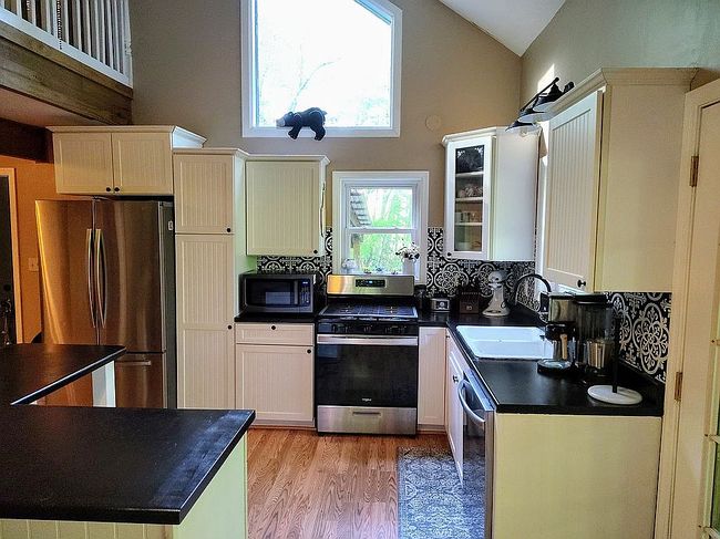 Additional photo 2 of property located at 151 Valley Creek Rd