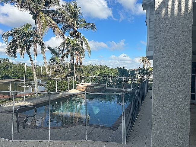 Image of 18200 Old Pelican Bay Dr