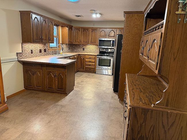 Photo of 1901 Whittier Rd, Hays, KS