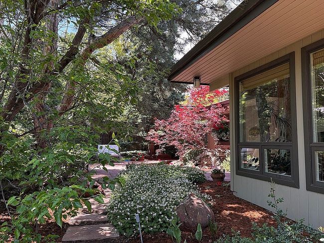 Image of 1330 Mariposa Ave