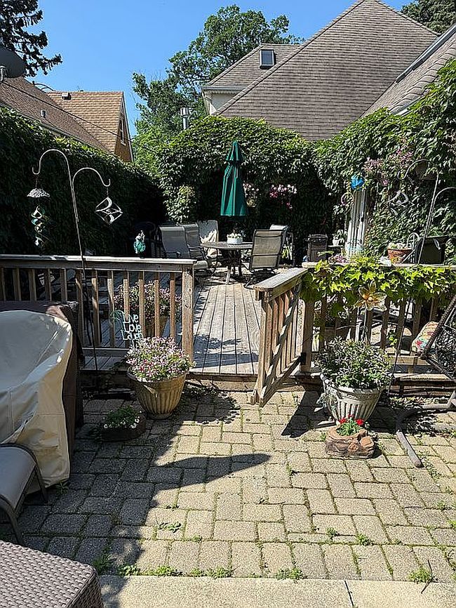 Photo of 6307 N Minnehaha Ave, Chicago, IL