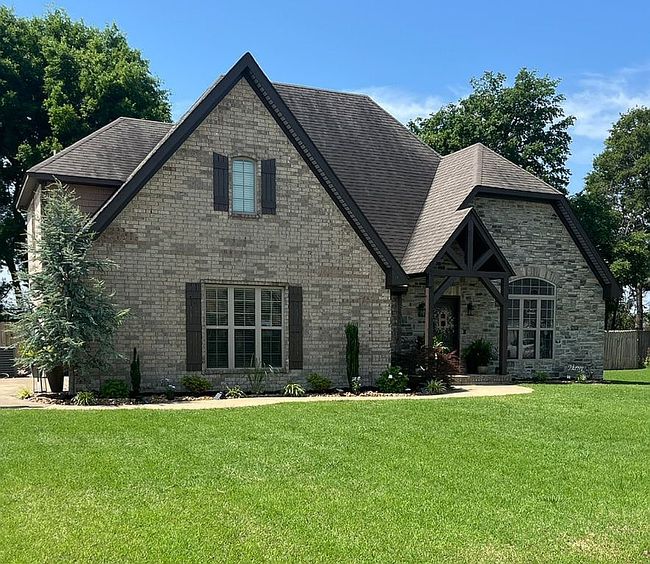 Photo of 429 Fox Run, Trumann, AR