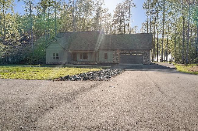 Photo of 2516 Miry Run Rd, Sutherland, VA