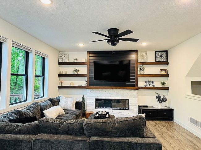 Image of 18020 Kenrick Ave