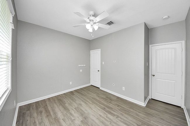 Photo of 2011 Halyard Dr, Crosby, TX
