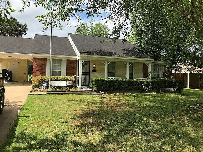 Photo of 6285 Collinwood Rd