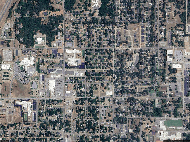 Photo of 76 Paris Ave, Durant, OK