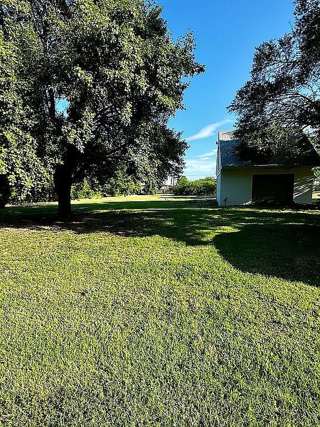 Photo of 213 E Brownie St, Rose Hill, KS
