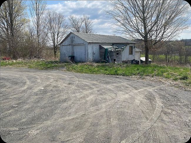 Image of 7166 Route 40