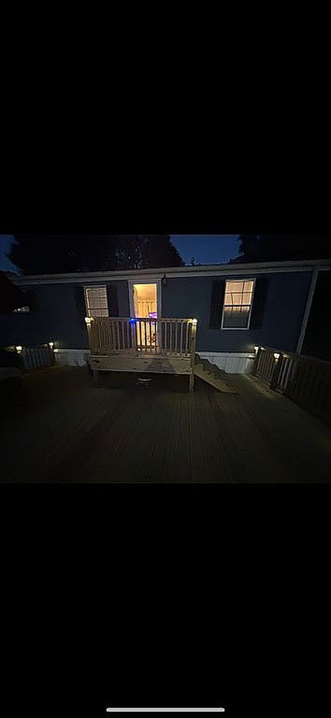 Photo of 239 Lakewood Dr