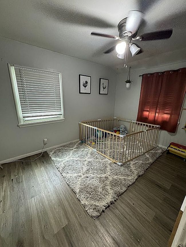 Image of 718 Peffer Ave
