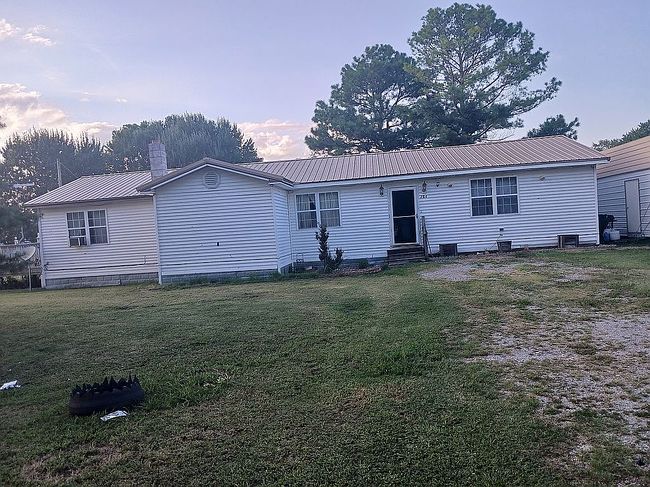 Image of 284 Walnut St