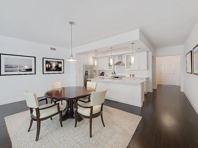 Image of 925 Bay Colony Drive South #925